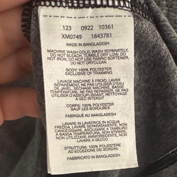 Columbia Men's Charcoal Tee - Picture 4 of 5